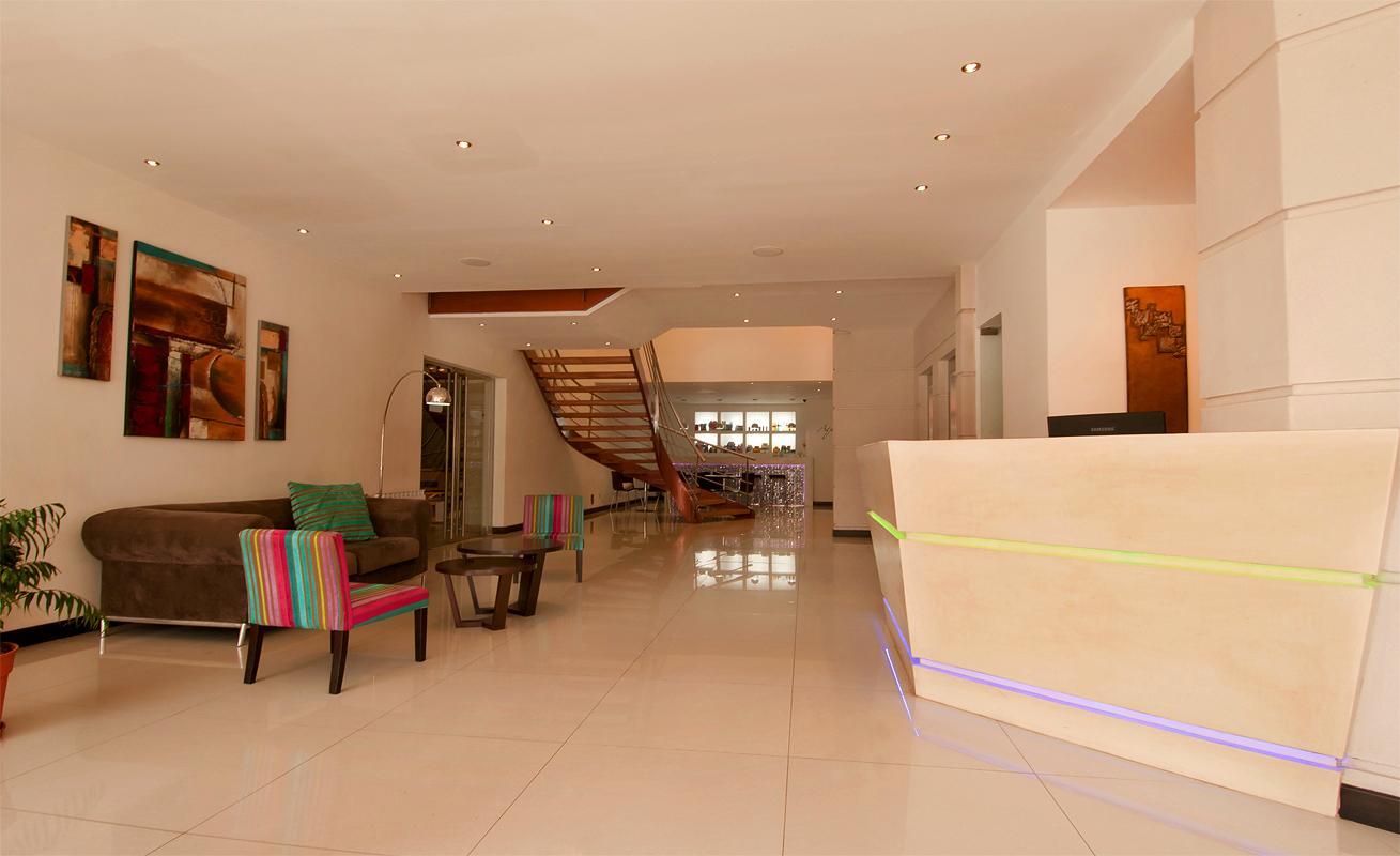 Hotel Kilton San Carlos de Bariloche Esterno foto